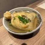 おでんと炉端 たけし - アゴだしおでんの江戸巾着？！デカい巾着だと思ったら、、、（答えは次の写真）