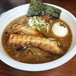 麺屋台 かじまや - 魚介醤油ラーメン（900円）味玉（100円）チャーシュー増し（150円）