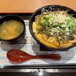 桂川パーキングエリア（上り線）スナックコーナー - 料理写真:きつねとじ丼