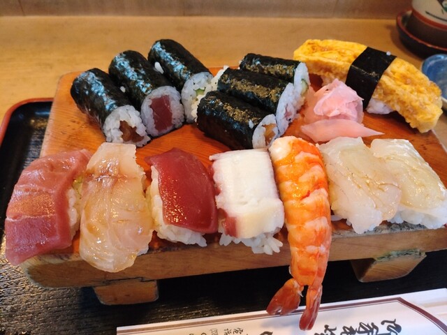 Akasaka Unomaru Zushi