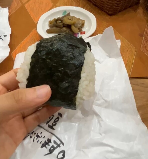 エリカキッチン - 安達（おにぎり）の写真