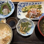 ダイナミックキッチン＆バー 響 - 