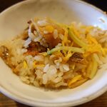 釜めし菜時記 さき亭 - 釜めしよそったところ