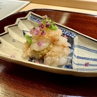山﨑 - 伊勢海老 海老味噌 芋茎 酢の物 炙り
