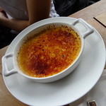 グランド キッチン - マダガスカル産ヴァニラビーンズを使ったクレームブリュレでございます