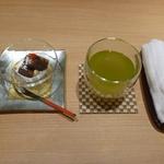 日本料理 十三蔵 - 栗入り生チョコと緑茶