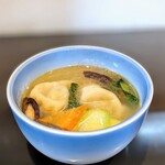 西華苑 - ミニ水餃子