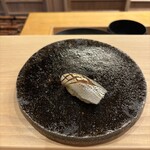 すし処 睦月 - 小肌