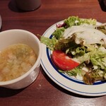 Salamanca Bar&Restaurant - （2025/7月）ランチスープとサラダ