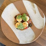 なぎさのハンバーガー - 北海道産生ホタテ貝の薪火焼き