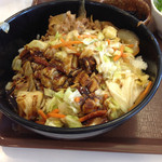 Sukiya Matsusaka Hikari Machi Ten - コク味噌野菜牛丼 460円 並盛り