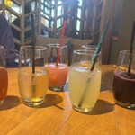 PISOLA - グラスが大きいので、少しずつ数種類