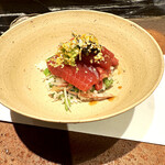 天ぷら 極 草哲 - 金箔が豪華　漬け丼