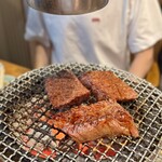 炭火焼肉ホルモンさわいし - 