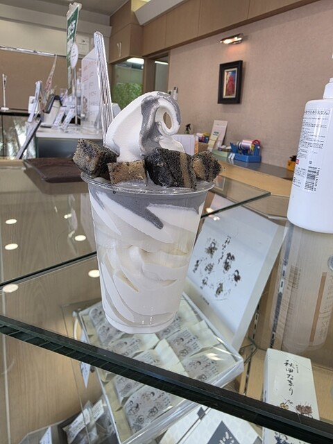 旭南高砂堂 本荘店 - 羽後本荘（ケーキ）の写真