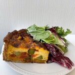 Taisuke Endo - キッシュは夏野菜がたっぷり♪ボリューミー