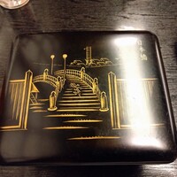 日本橋いづもや - 重箱の蓋