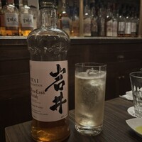 TOKYO Whisky Library - 