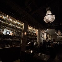 TOKYO Whisky Library - 