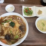 中華料理 チーナ - あんかけご飯