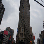 SHAKESHACK - すぐそばのフラットアイアンビル