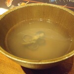 魚串さくらさく - サービスの味噌汁