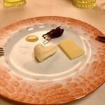 リストランテ ラ・バリック トウキョウ - モンタージオ、ランゲリーノ、トムドシェーブル