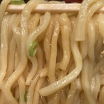 東京油組総本店 - 麺リフト