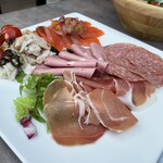 PIZZA&WINE カヤバール 有明ガーデン店 - コースの前菜