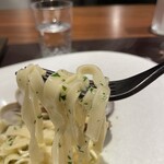 イル アオヤマ - リフト