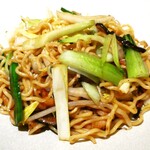 中国料理 「王朝」 - 黄金焼きそば 黄韮入り