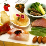 307498000 - 王朝特製 前菜盛り合わせ