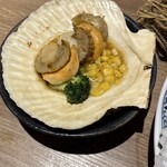 札幌海鮮丼専門店 すしどんぶり - ホタテのバター焼き