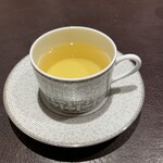 イル アオヤマ - 紅茶