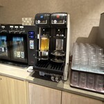 札幌海鮮丼専門店 すしどんぶり - ドリンクサーバー