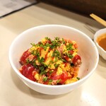 ぽん太 - ソーセージとトマトの玉子とじ（ハーフ）