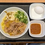 吉野家 - 料理写真:牛玉スタミナまぜそば 767円