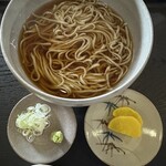 蔵のそば処きよ - かけそば（870円）