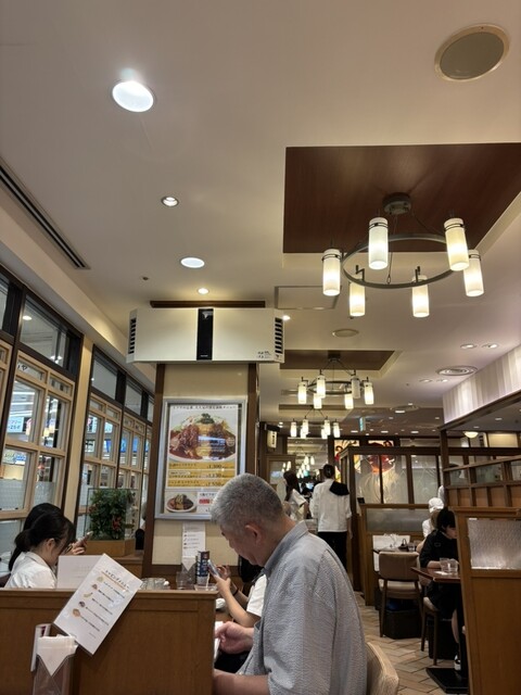 Shinsaibashi Mitsuya Howaiti Umeda Ten photo 4