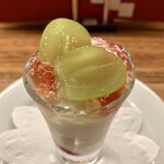 麹町ビストロ 階段の途中 - グラススイーツ