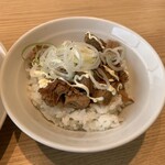 生わんたんらぁめん専門店 赤黄緑 - 