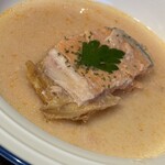 薬膳火鍋薔薇亭 - 