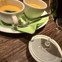 grigio la tavola - 