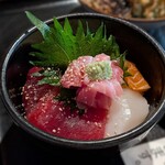 高半 - 海鮮丼（小）と天丼（小）のセット ￥1,550