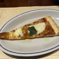 grigio la tavola - 