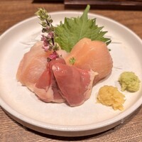 炭火焼鳥 とり将 - 本日のお造り3種