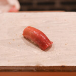 東麻布 天本 - 塩釜はらかみ中トロ