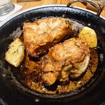 オリヴェイラ - むね肉のレモンバターソース