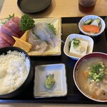 なか里 - まぐろ•平目刺身定食　1200円