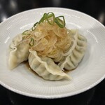 創作麺工房 鳴龍 - 水餃子4ケ ¥500（価格は訪問時）